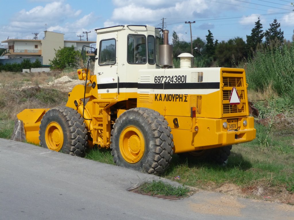 Radlader unbekanntes Modell gesehen auf Kreta im Sommer 2009