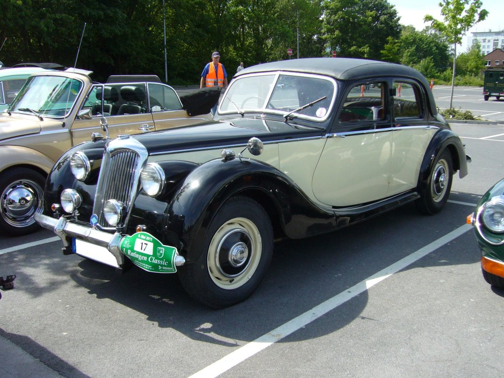 Riley 2,5 Litre Saloon. 1946 - 1953. 4-Zylinderreihenmotor mit 2.443 cm. Ratingen Classic 08.05.2011.