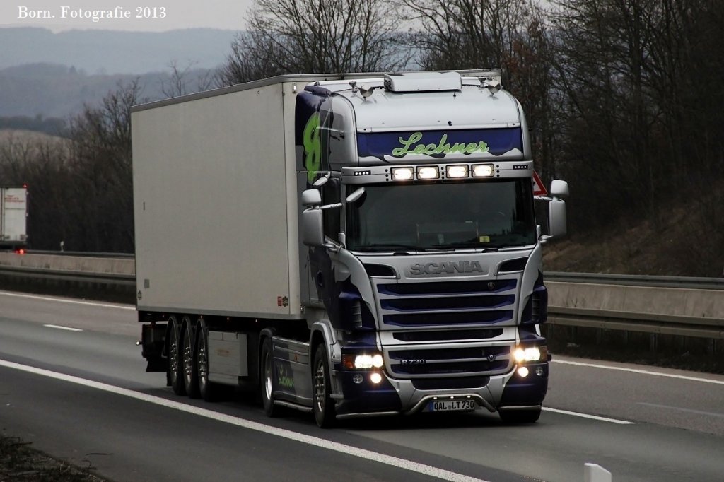 Scania R730 V8 Topline unterwegs auf der A44. 18.02.2013