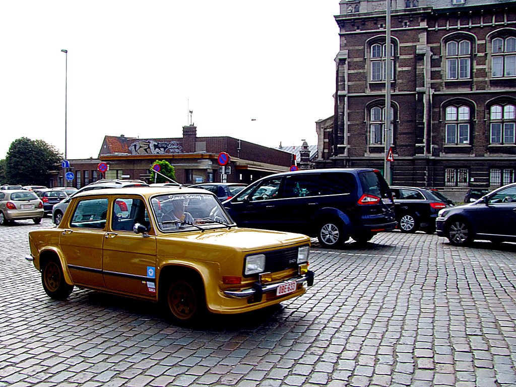 SIMCA 1000 Rallye3(103PS; 1286cm; Bj.1978) rast ber die holprigen Straenzge von Antwerpen;110831