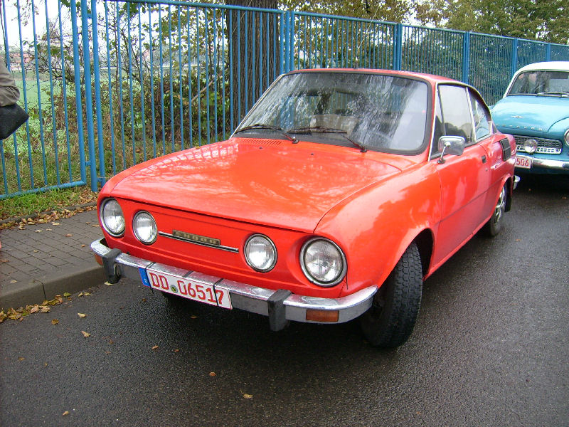 Skoda 110 Coupe im Dresdener Alberthafen zum Dresdener Oldtimermakt 2009