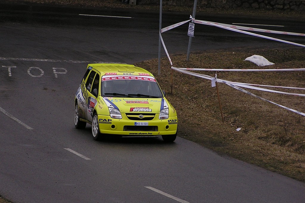 Suzuki Ignis, , aufgenommen am 11.03.2012 auf dem Rallye Sprint bei Abaliget