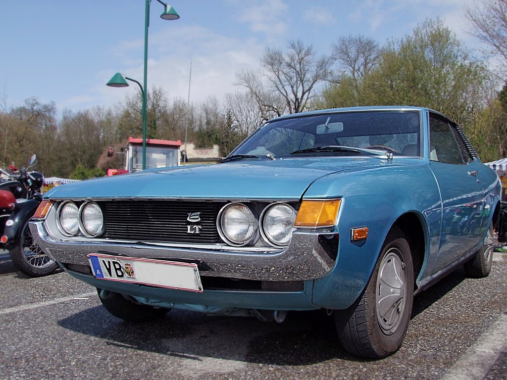TOYOTA-Celica_LT  wurde im Jan.1972 als erstes Fahrzeug dieses Types bei der BH-Ried i.I. zugelassen, und hat jetzt bei einem Oldtimerfreund im Bezirk Vcklabruck seine Bleibe gefunden;100411