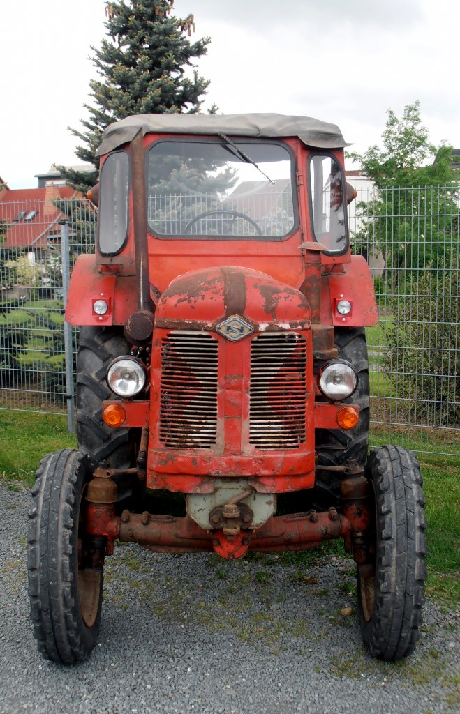 Traktor Famulus 40 beim Traktor Treffen. Foto 12.05.12