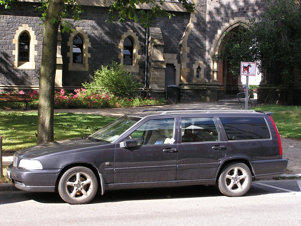 Volvo 850. Gesehen: Juli 2010.