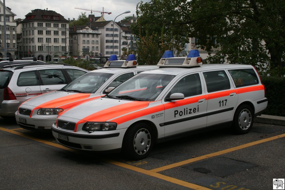 Volvo V 70 der Stadtpolizei Zrich. Aufgenommen am 9. Oktober 2009.