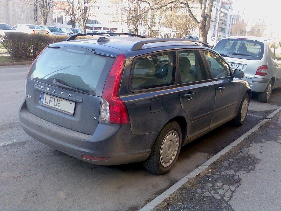 Volvo V50. Gesehen: 04.02.2010.