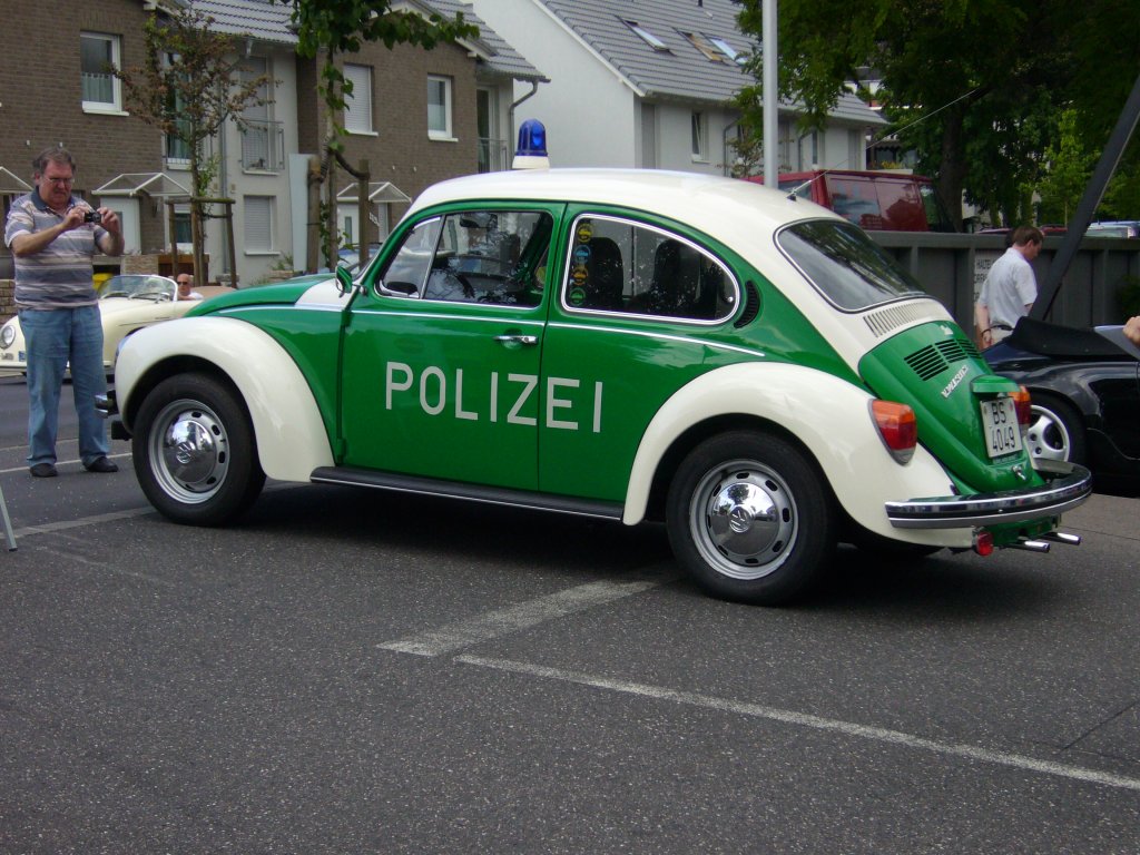 VW 1303L der Polizeidirektion Braunschweig am 20.05.2012 beim Volkswagentreffen an der Classic Remise Dsseldorf.