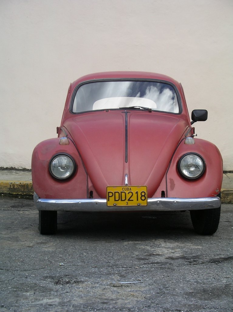VW Kfer auf Kuba.
Auch VW Kfer sind, wenn auch nicht sehr hufig, auf Kuba zu finden.


Kuba,
Vinales

09-2003

