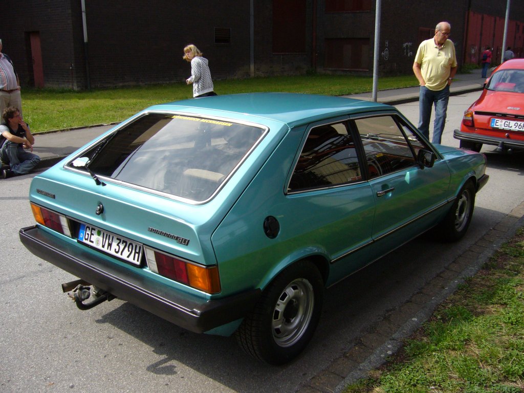 VW Scirocco GLi (Typ 53). 1976 - 1980. Das von einem 1588 cm Reihenvierzylinder angetriebene Sportcoupe leistet 110 PS und erreichte eine Hchstgeschwindigkeit von 186 km/h. Oldtimertreffen Kokerei Zollverein.