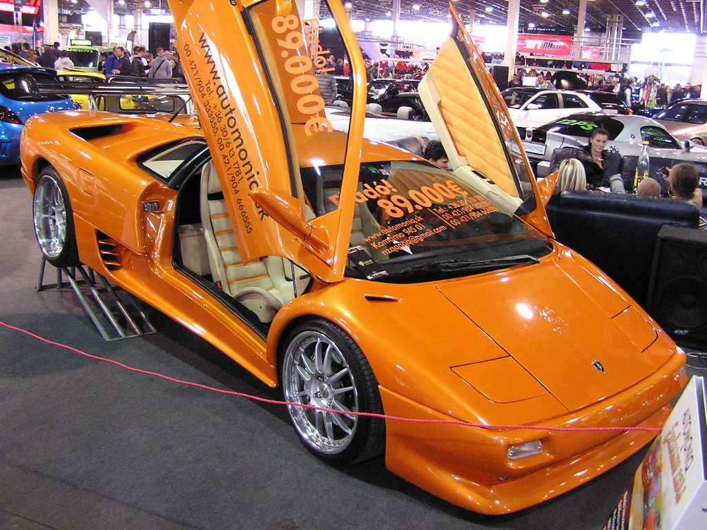 Zu verkaufender Lamborghini Diablo stand auf der Carstyling Tuning Show am 31.03.2012.