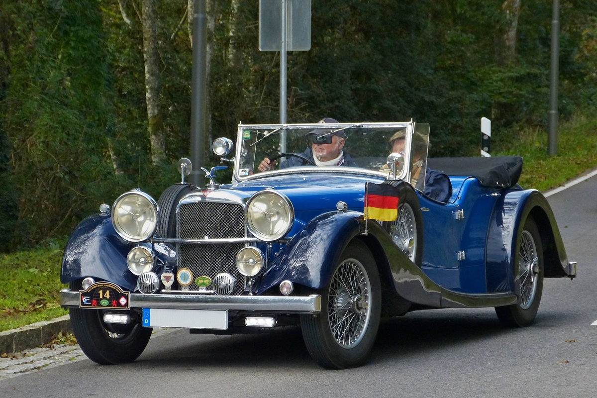 . Alvis Speed SD C&E  Bj 1936, hat an der FIVA World Rally Rundfahrt durch Luxemburg teilgenommen.  20.09.2014