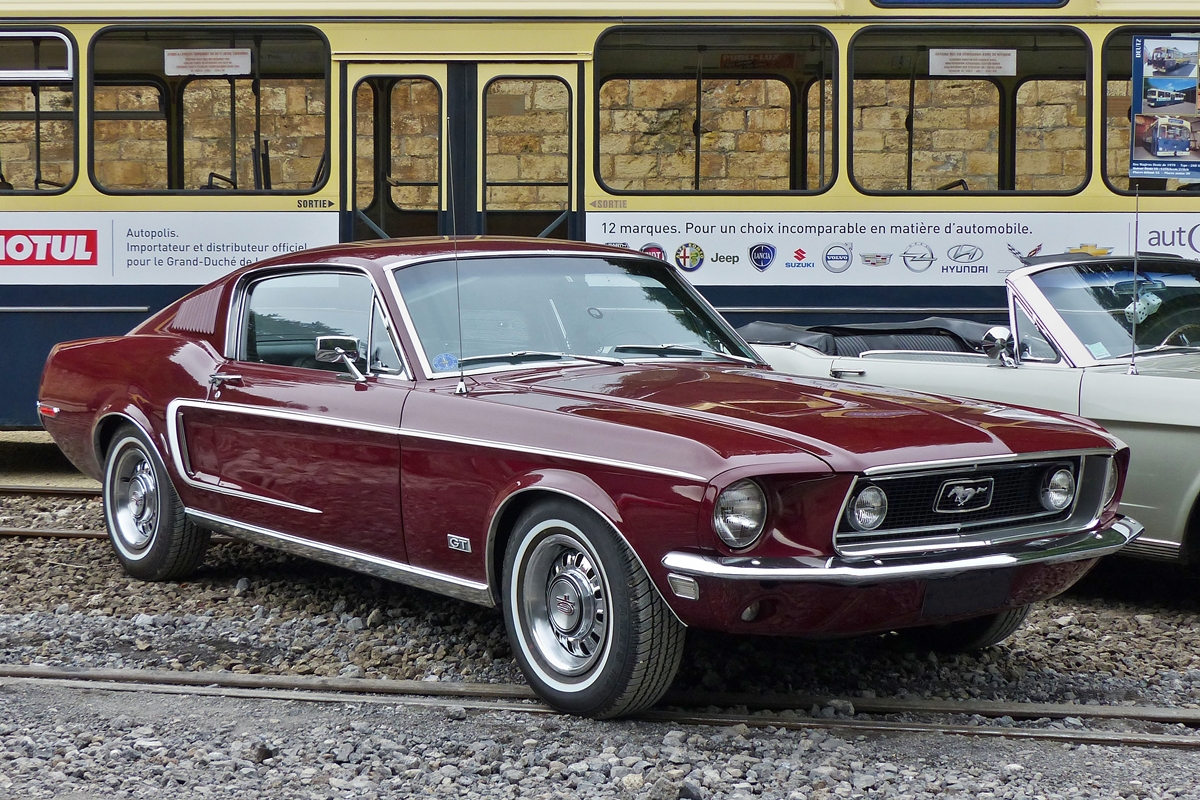  Ford Mustang Coupe aufgenommen bei der  Journée de la vieille carosserie  im Fond de Gras.  26.07.2015