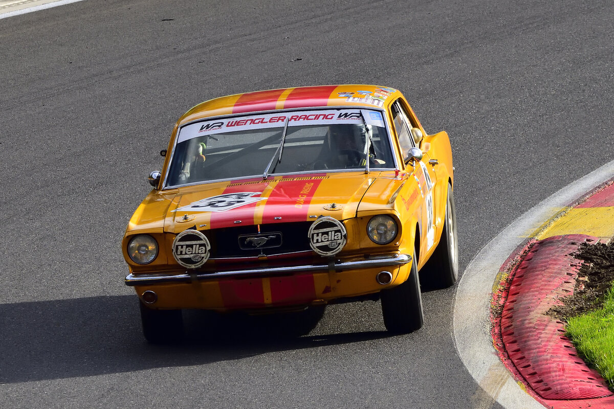 #33, FORD Mustang (1965), 4725 ccm Fahrer: WAGNER Donny (LU), LIUKKONEN Juha (FI) & MUNHOWEN Yann (LU),,Spa Six Hours Endurance am 1.10.20