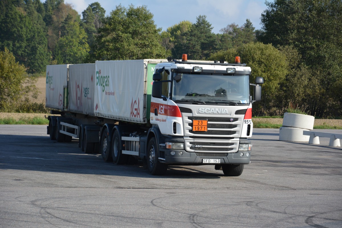 Am 16.09.2014 steht CFD 153 (Scania R480) auf einem Rastplatz an der E4 Richtung Stockholm.
