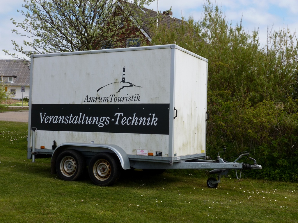 Anhänger Kastenaufbau Veranstaltungs Technik Werbeanhänger Amrum Touristik 15.05.2015