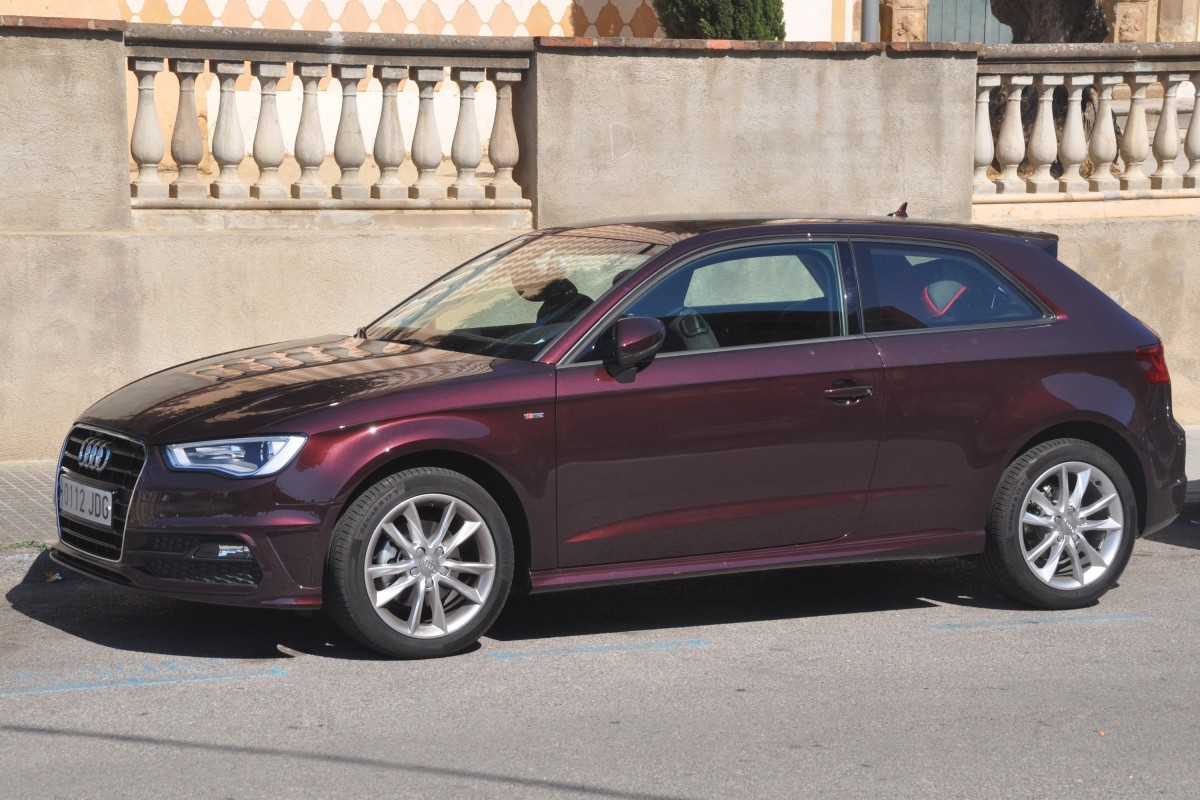 Audi A3  (Pineda de Mar/Spanien, 31.05.2015)