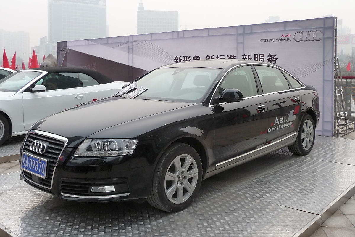 Audi A6 L (verlängerter Radstand) in Weifang, China, 27.11.11