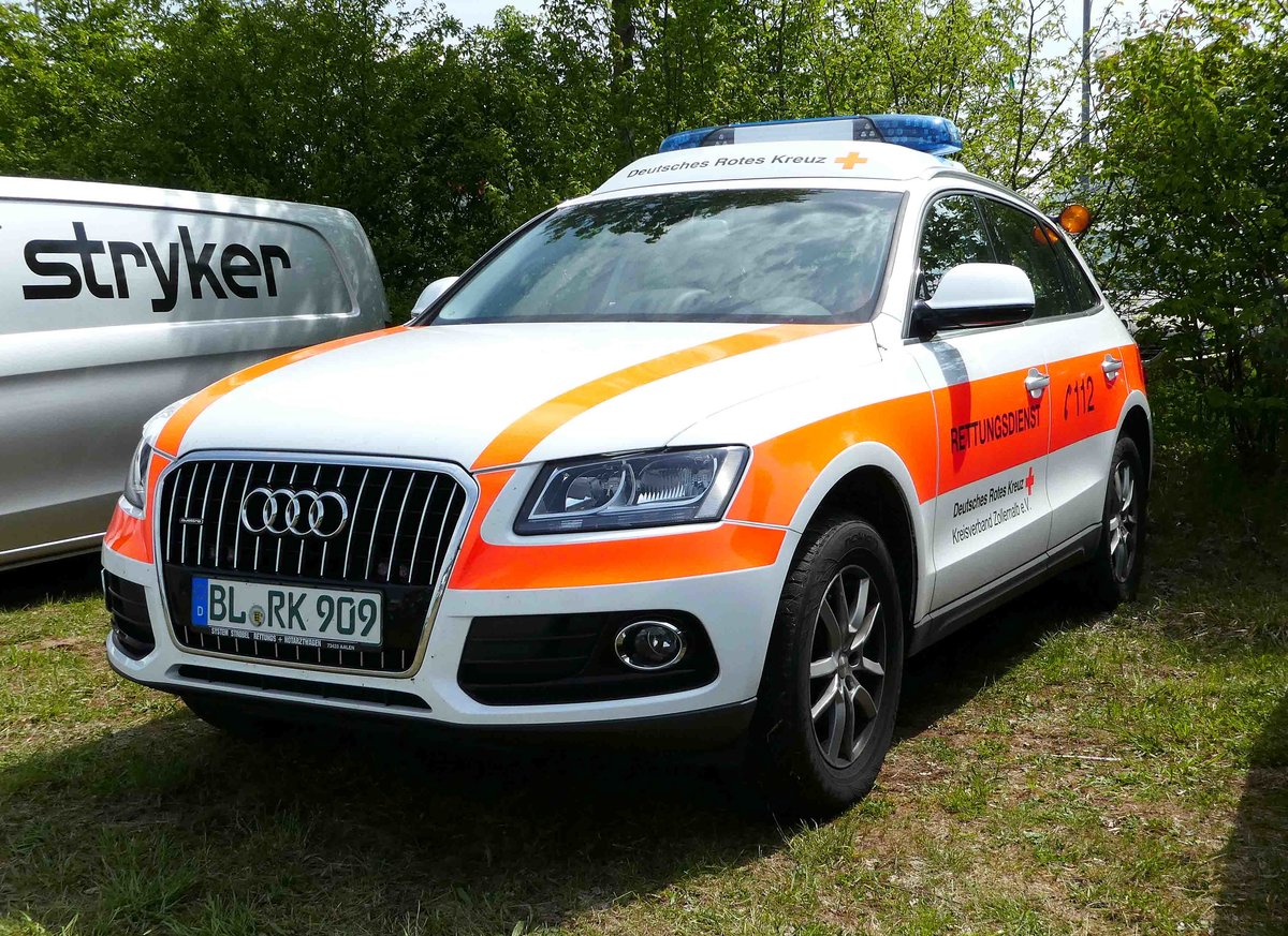 =Audi  vom DRK KV Zollernalb, gesehen auf dem Parkplatz der RettMobil 2017 in Fulda, Mai 2017