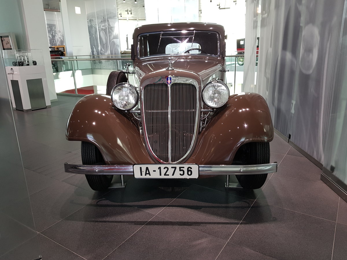 =Audi Front UW, steht im Audi-Museum Ingolstadt im April 2019.