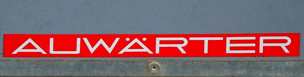 AUWRTER, Schriftzug an einem Einachsanhnger, die Firma in Bayern baut LKW-und PKW-Anhnger, Mai 2017
