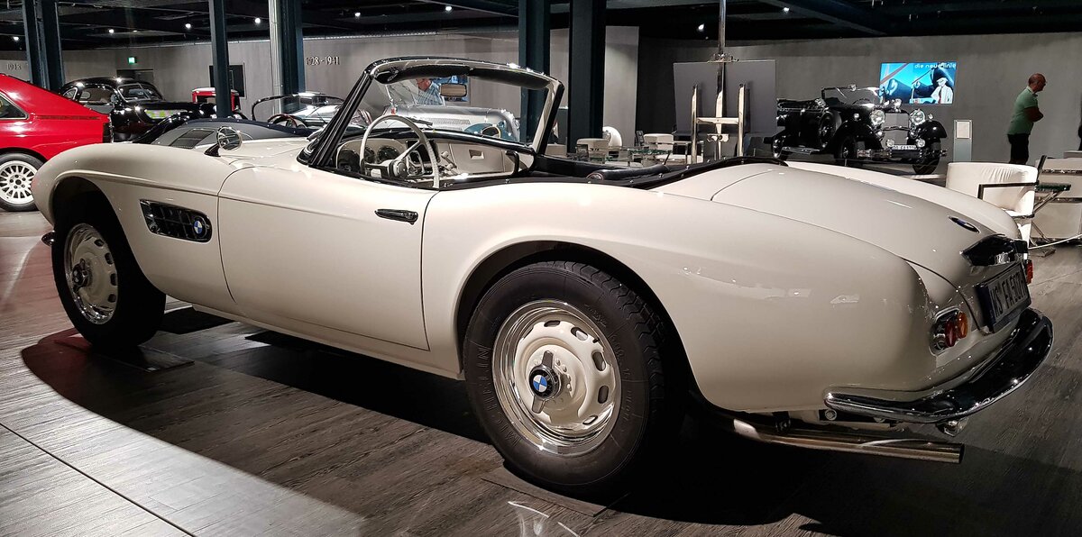 =BMW 507 Roadster, Bauzeit 1959 - 1959, 3168 ccm, 150 PS, 220 km/h, ausgestellt im EFA Museum in Amerang, 06-2022