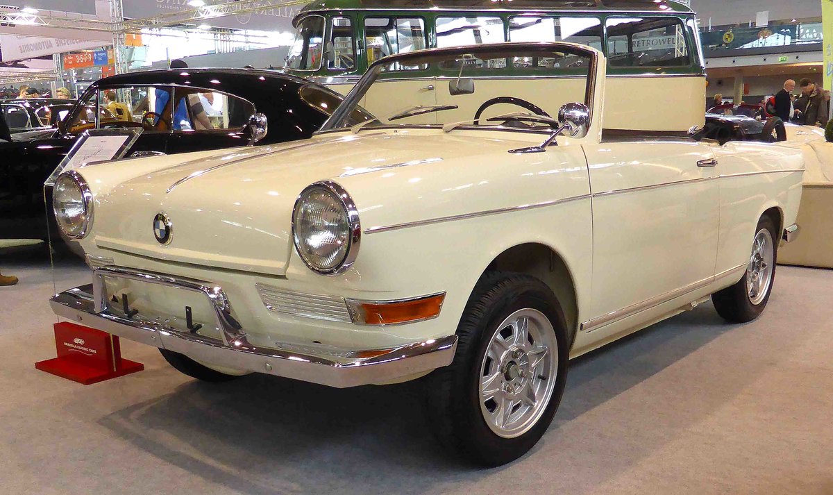=BMW 700 (ein Exemplar von 2592 gefertigten Cabrios), Bj. 1964, 697 ccm, 40 PS, gesehen bei den Retro Classics in Stuttgart, 03-2019