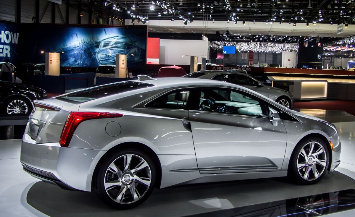 Cadillac ELR ausgestellt auf dem Autosalon Genf 2014.
