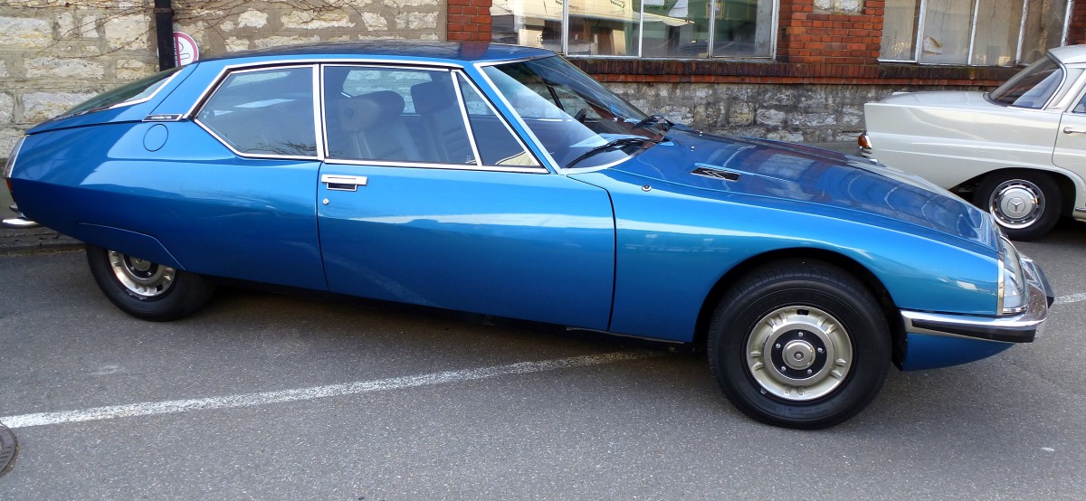 Citroen SM, Baujahr 1974, mit Maserati-V6-Motor mit 2670ccm und 180PS, Vmax.228Km/h, Oldierama Lrrach, Mrz 2015