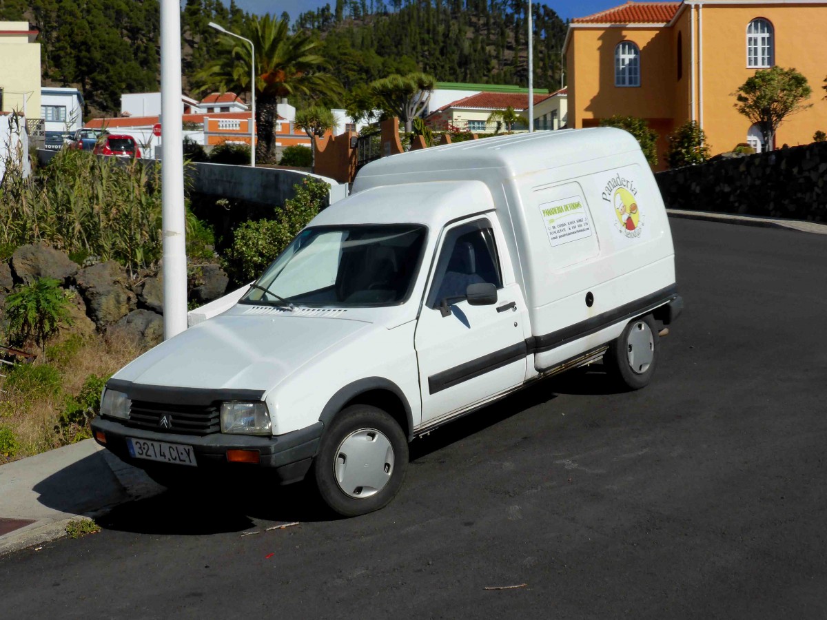 Citroen Visa als Auslieferungsfahrzeug einer Bäckerei, gesehen auf La Palma im Januar 2016 
