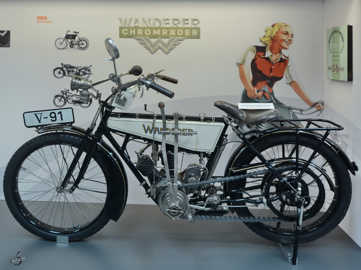 Das Wanderer 3PS-Motorrad steht im August Horch Museum Zwickau. (August 2018)