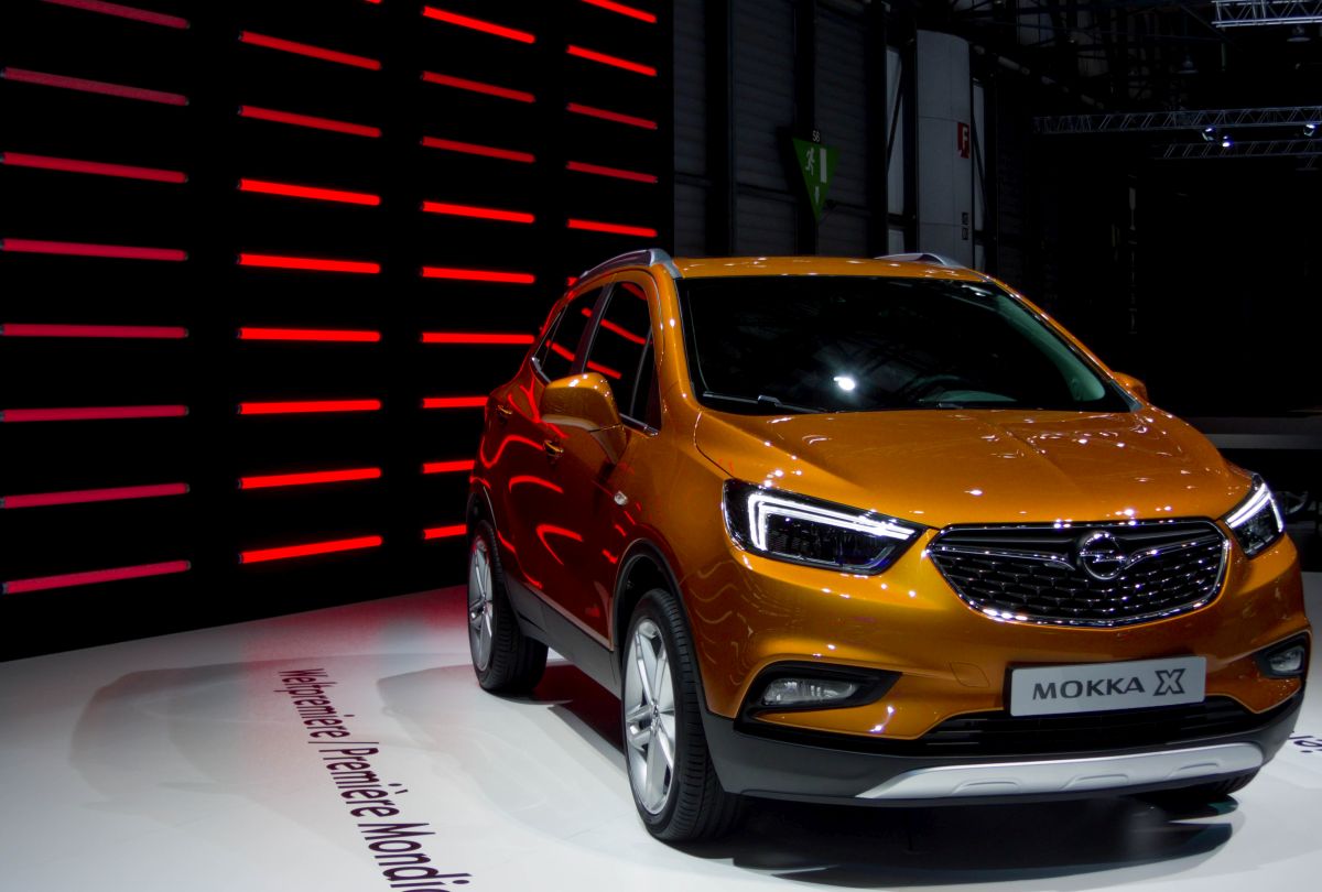 Der Opel Mokka hat mit dem Facelift auch einen X hiter dem Namen bekommen. Autosalon Genf 2016.