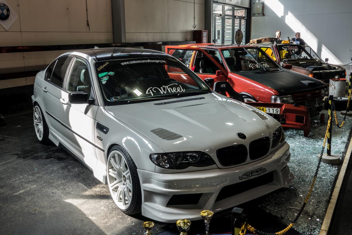 Dieser 3er BMW kann vom Computerspiel Need for Speed Most Wanted bekannt sein. Foto AMTS, 03.2019, Budapest.