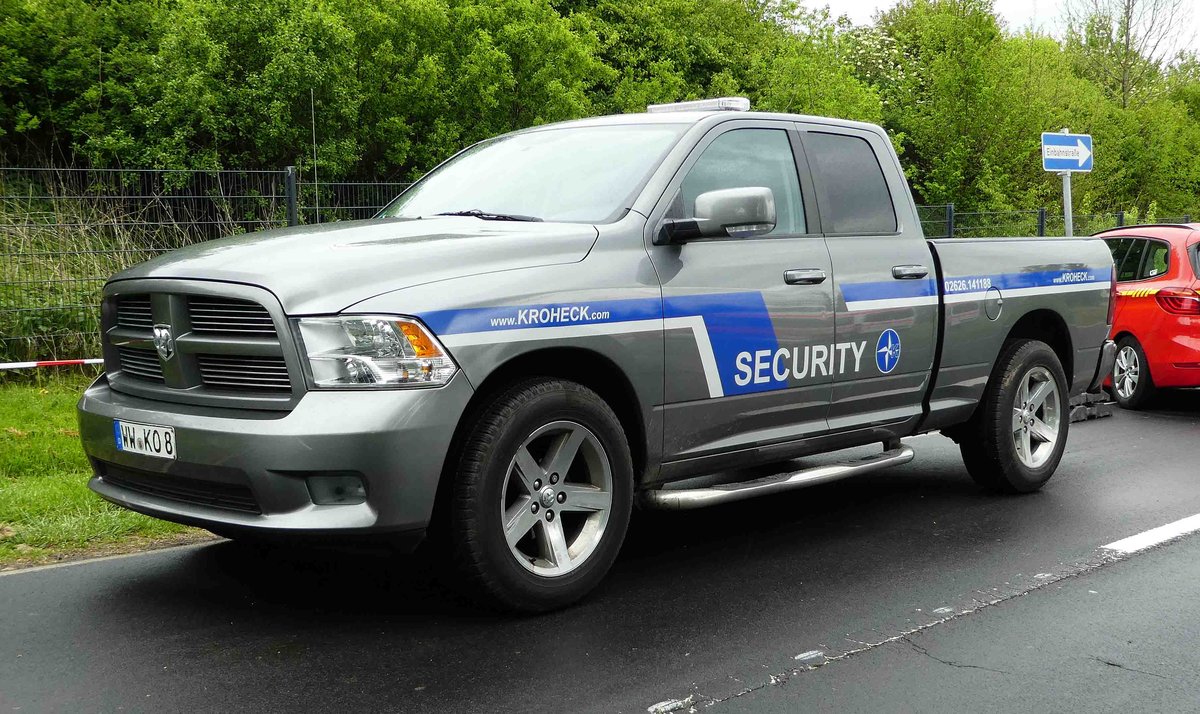 =Dodge RAM eines Sicherheitsdienstes bei der RettMobil in Fulda, Mai 2017
