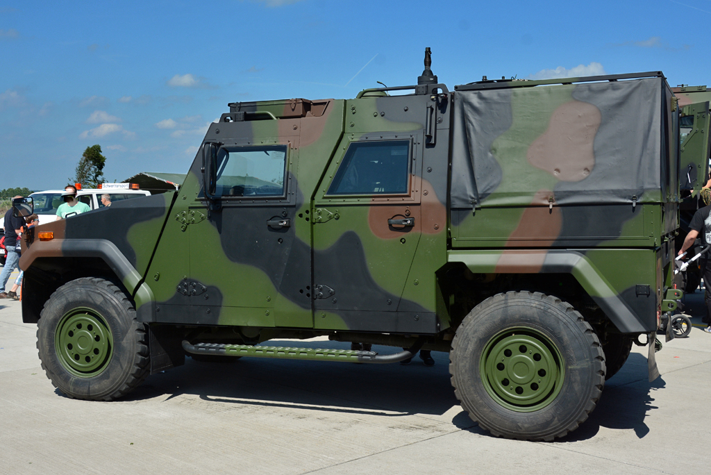 Eagle IV, geschütztes Führungs- und Funktionsfahrzeug beim Tag der Bundeswehr in Nörvenich - 13.06.2015