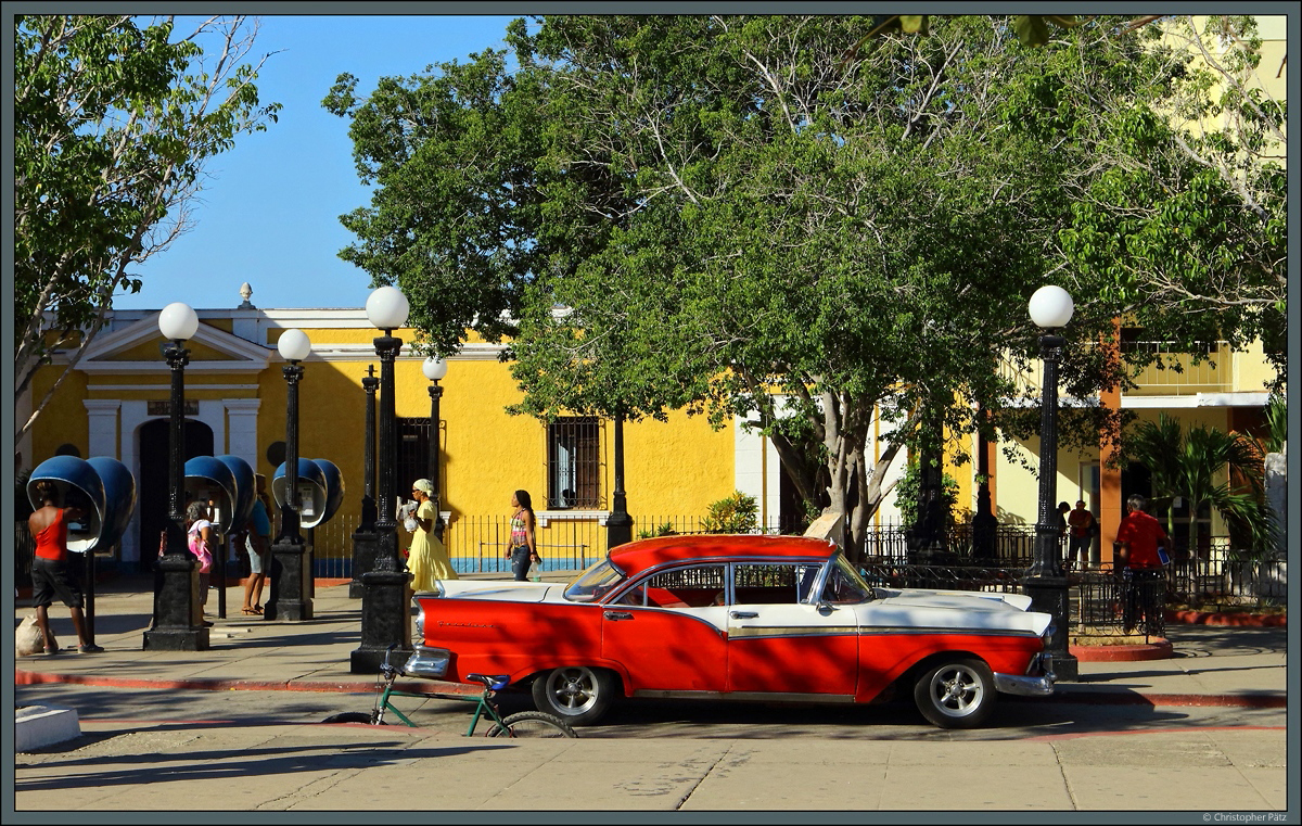 Ein Ford Fairlane in Trinidad (Kuba). (24.03.2017)