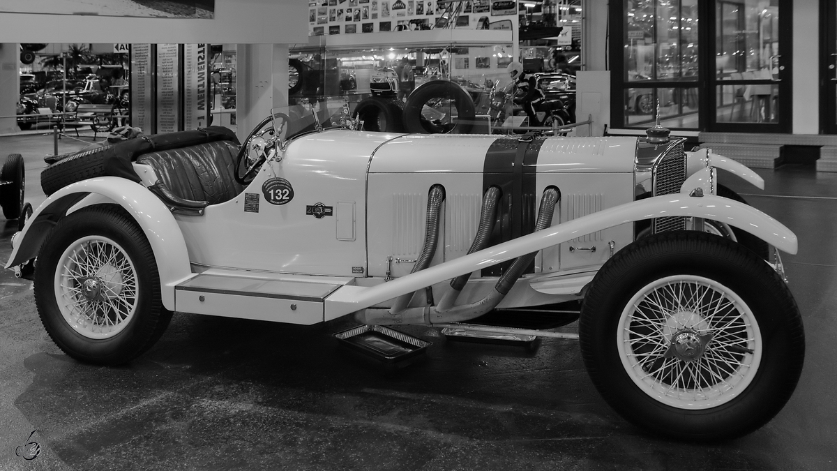 Ein Mercedes-Benz 24/100/140 PS Typ 630 K Roadster von 1926. (Auto- und Technikmuseum Sinsheim, Dezember 2014)