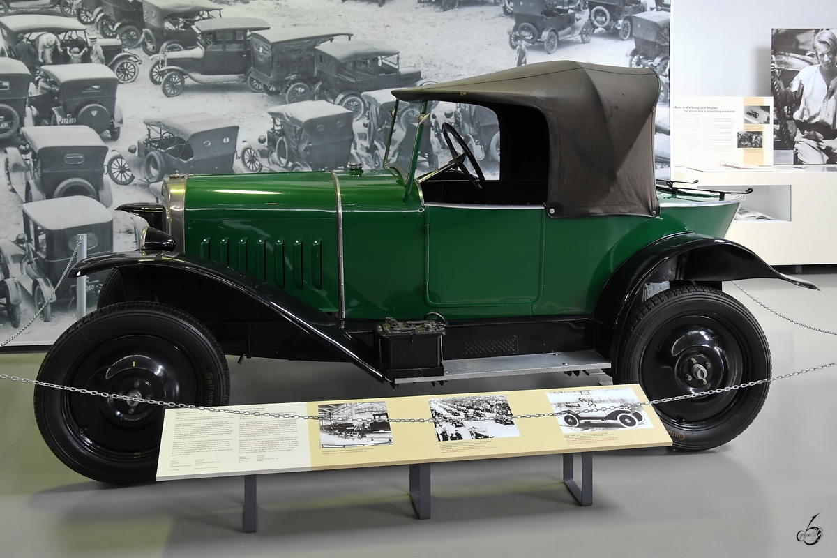 Ein Opel 4/17 PS Laubfrosch aus dem Jahr 1924. (Verkehrszentrum des Deutschen Museums München, August 2020)