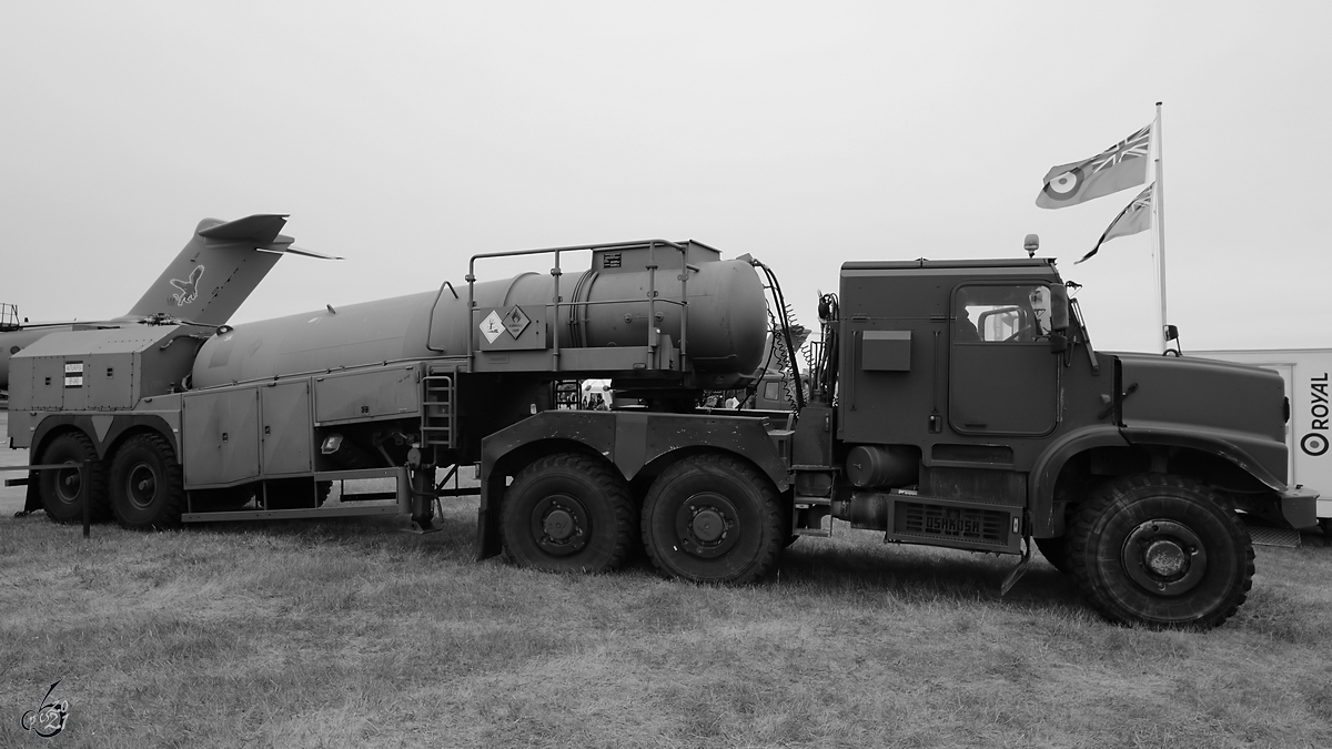 
Ein Oshkosh TAR (Tactical Air Refueler) war Mitte Juli 2017 in Fairford ausgestellt.