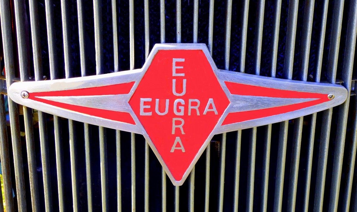 EUGRA, Khleraufschrift am Ackerschlepper Typ58/140 Baujahr 1958, der Eugen Gramlich-Maschinen-und Fahrzeugbau in Siglingen/Jagst baute von 1953-62 Traktoren, Juli 2015