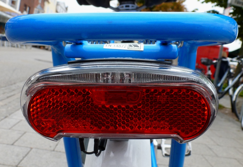 Fahrrad Rcklicht mit LED Technik klarglas Standlicht usw.