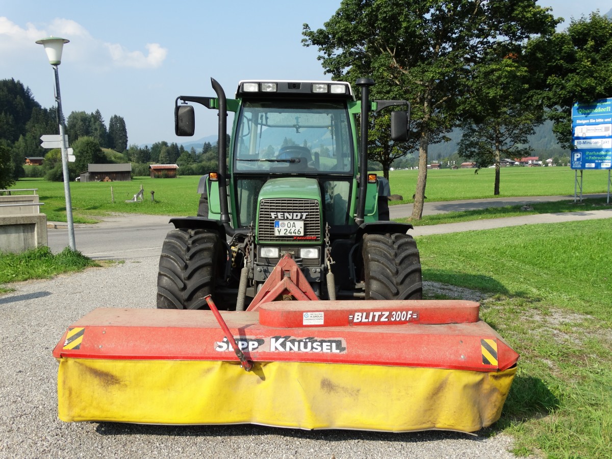 Fendt Farmer 309 mit FELLA Frontmaähwerk am 11.08.15 bei Oberstdorf Allgäu