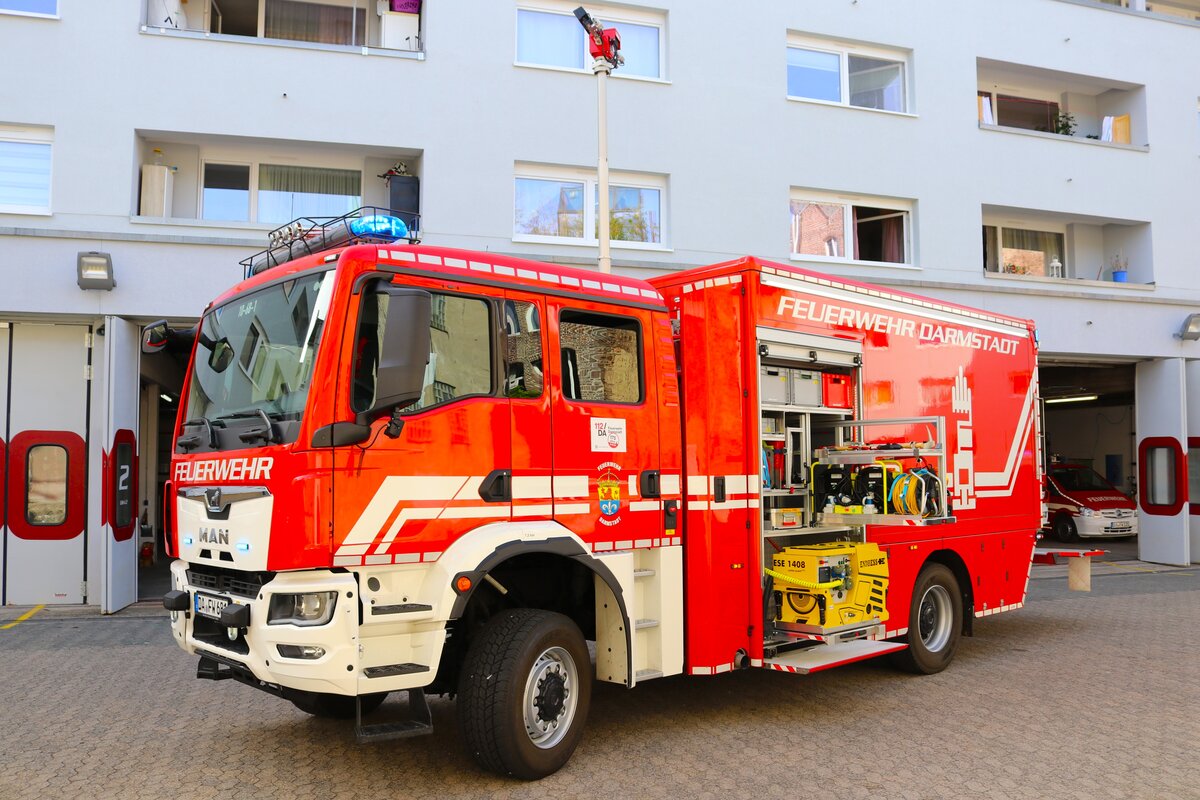Feuerwehr Darmstadt Innenstadt MAN TGM GW-L2 (Florian Darmstadt 10-86-1) am 06.04.24 bei einen Fototermin. Danke für das tolle Shooting