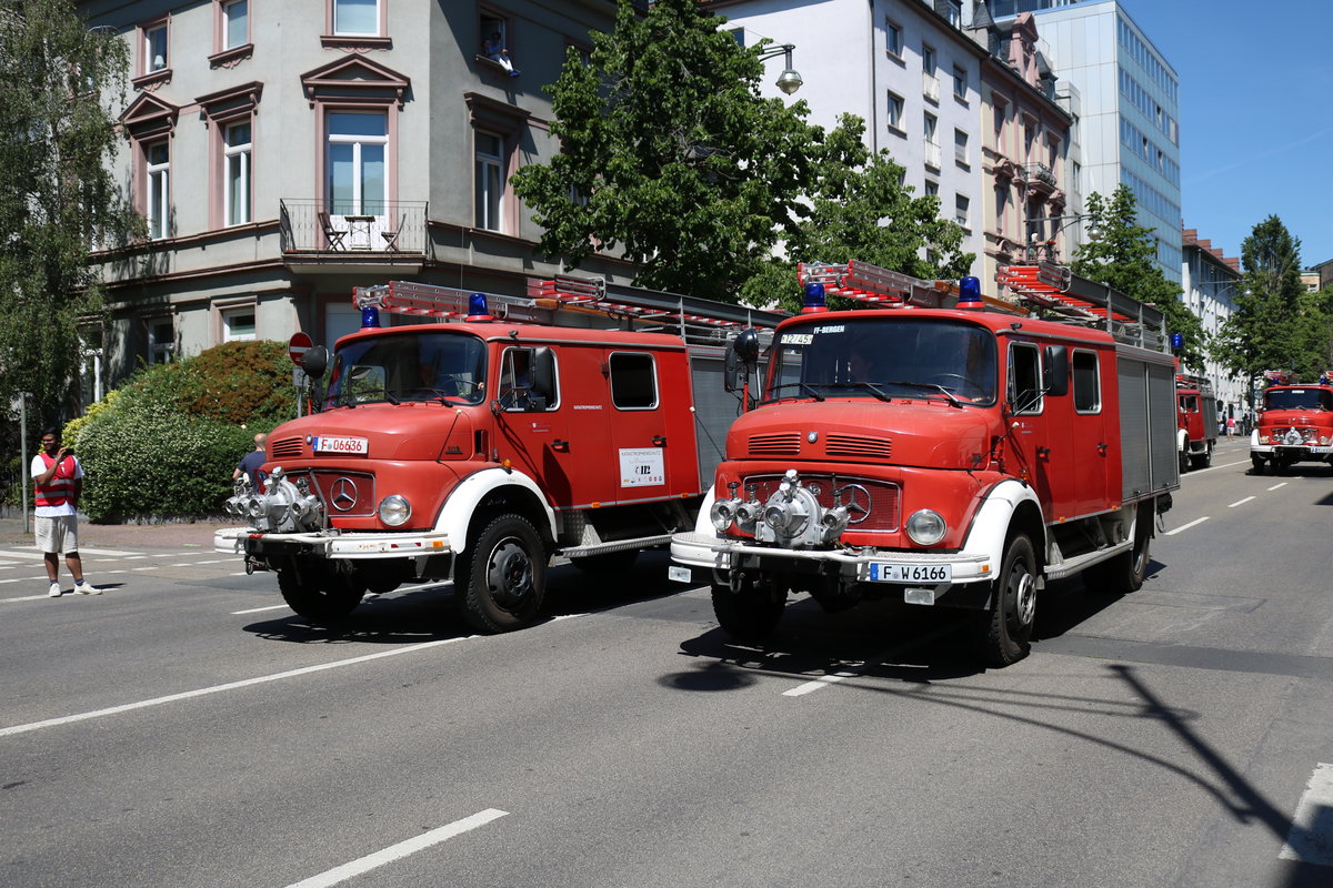 Feuerwehr Frankfurt Mercedes Benz Hauber LF16/TS am 02.06.19 bei der großen Parade zum Jubiläum 150 Kreisfeuerwehrverband Frankfurt