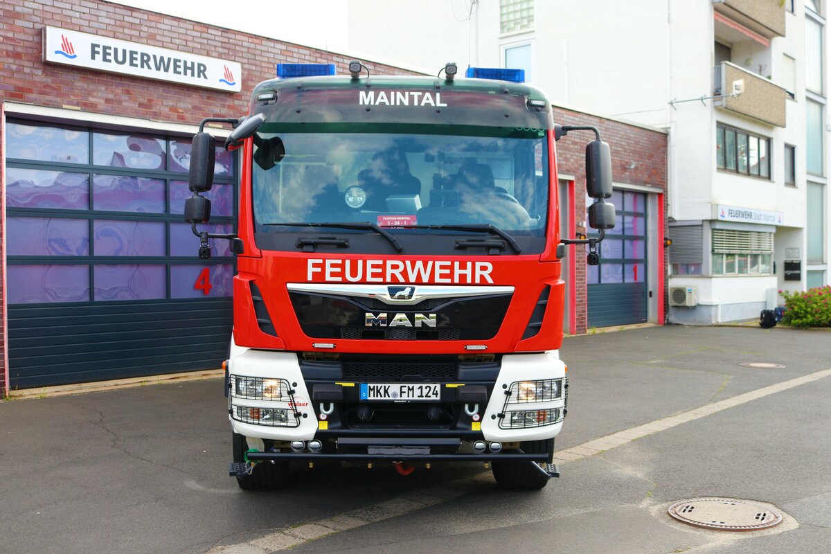 Feuerwehr Maintal Dörnigheim MAN TGM TLF4000 (Florian Maintal 1-24-1) am 08.07.23 bei einen Fototermin. Danke für das tolle Shooting