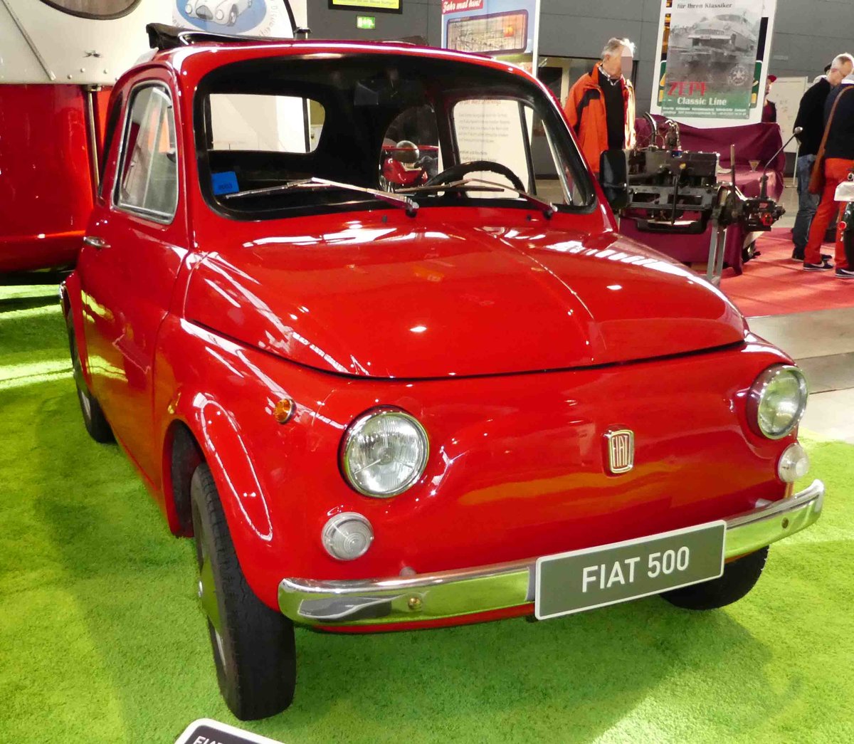 =Fiat 500, gesehen bei der Retro Classic in Stuttgart - März 2017