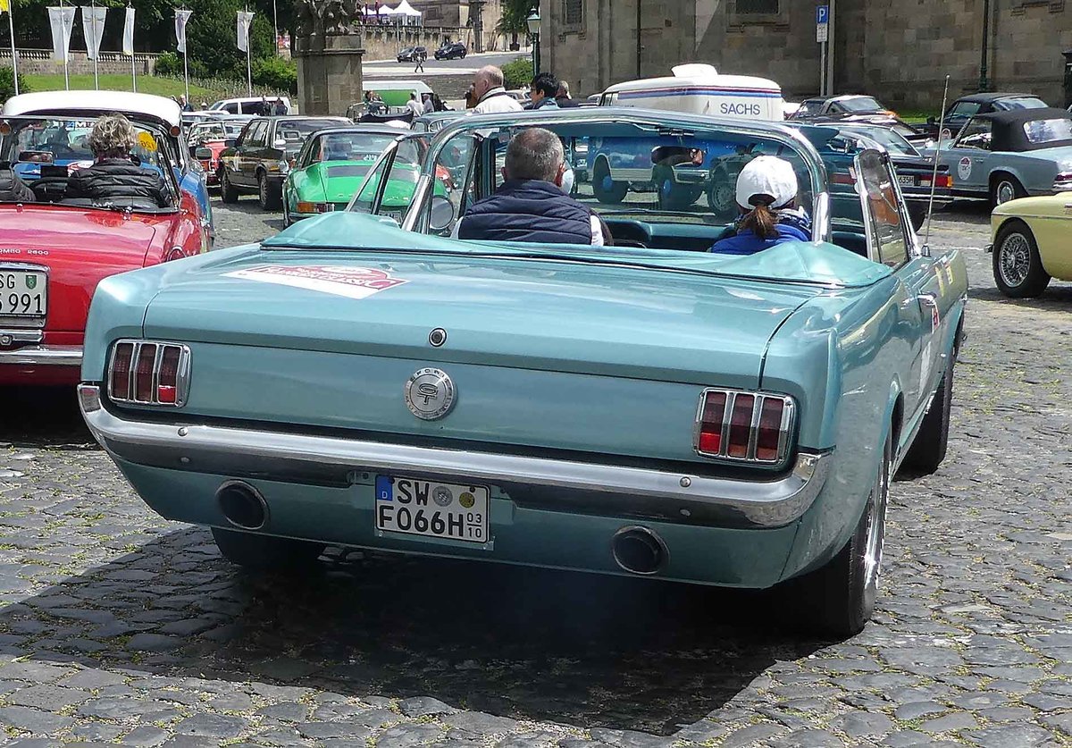 =Ford Mustang, Bj. 1966, 4700 ccm, 225 PS, unterwegs in Fulda anl. der SACHS-FRANKEN-CLASSIC im Juni 2019