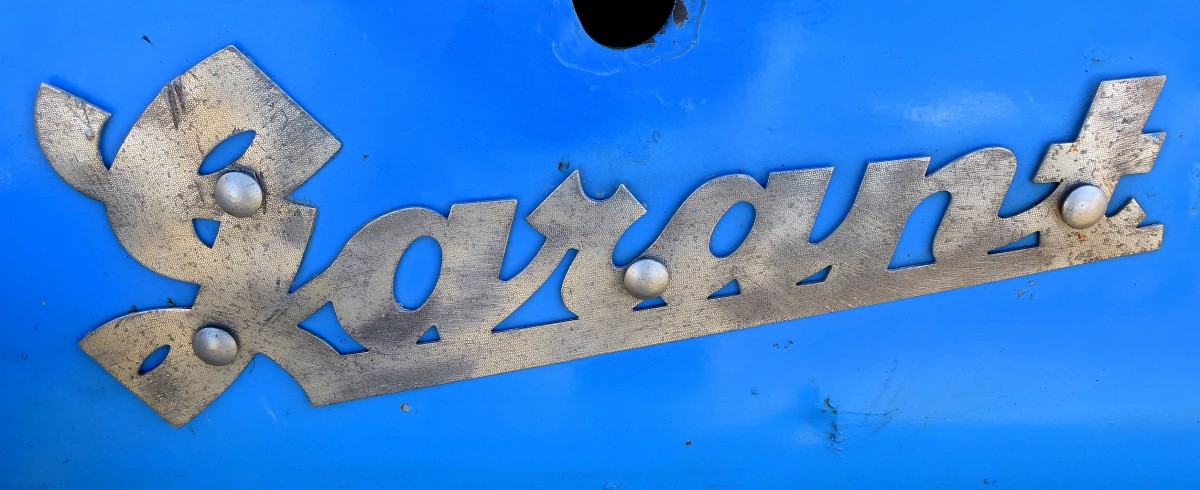 Garant, Schriftzug der DDR-Fahrzeugfirma Robur in Zittau, Produktionszeit 1953-61, April 2014