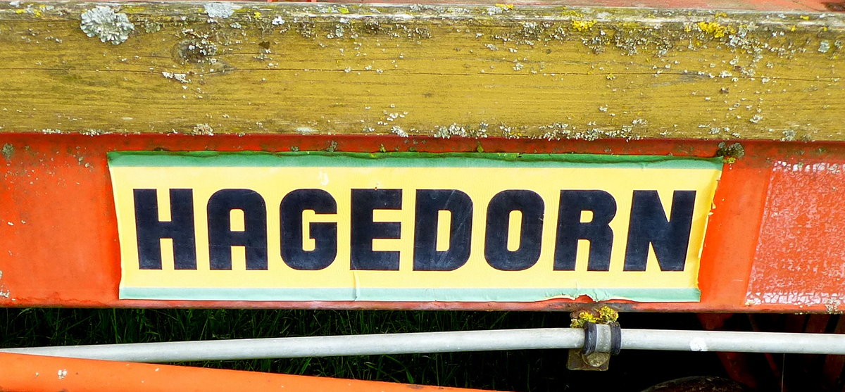HAGEDORN, Schriftzug an einem Ladewagen von 1969, der Landmaschinen-und Traktorenhersteller aus Warendorf/Westfalen wurde 1902 gegrndet, April 2016