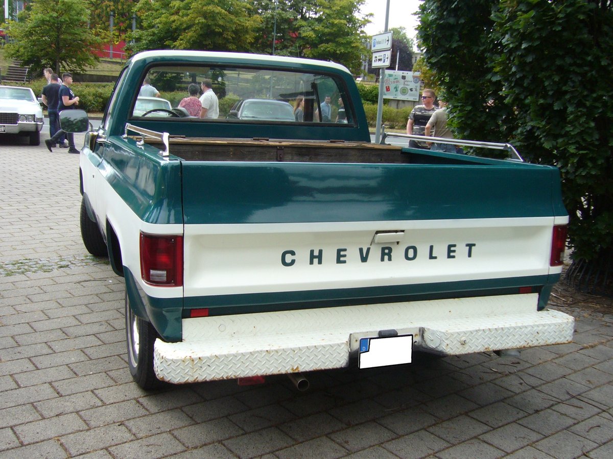 Heckansicht eines 1973´er Chevrolet C-Series Pickup. US-Cartreffen am CentroO am 21.07.2019.